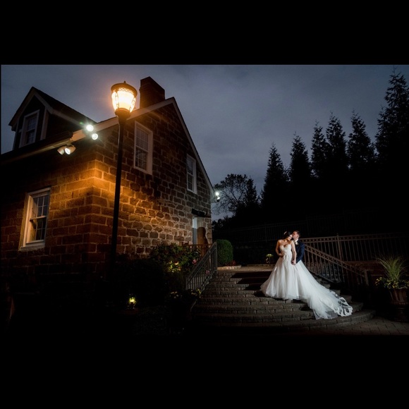 Meet your Posher, Caitlin - Picture 1 of 1